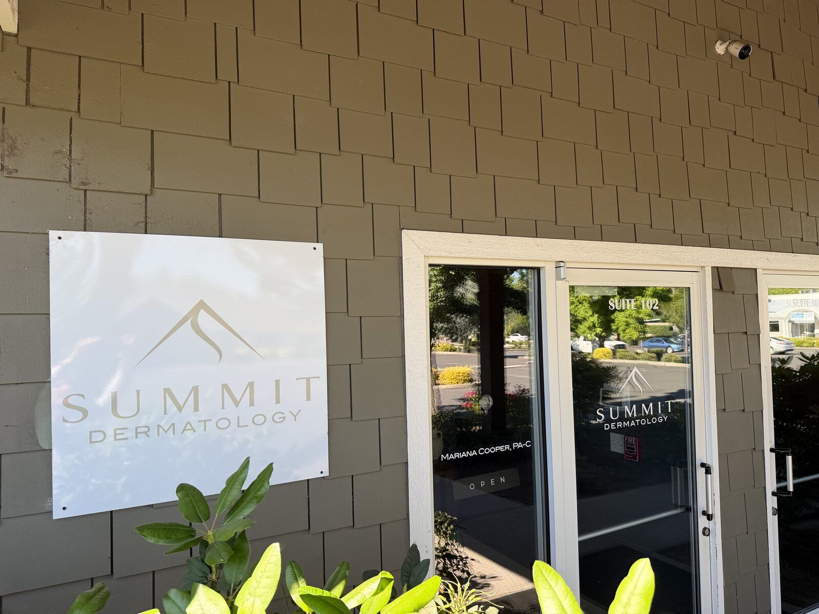 Summit Dermatology entrance — Suite 102